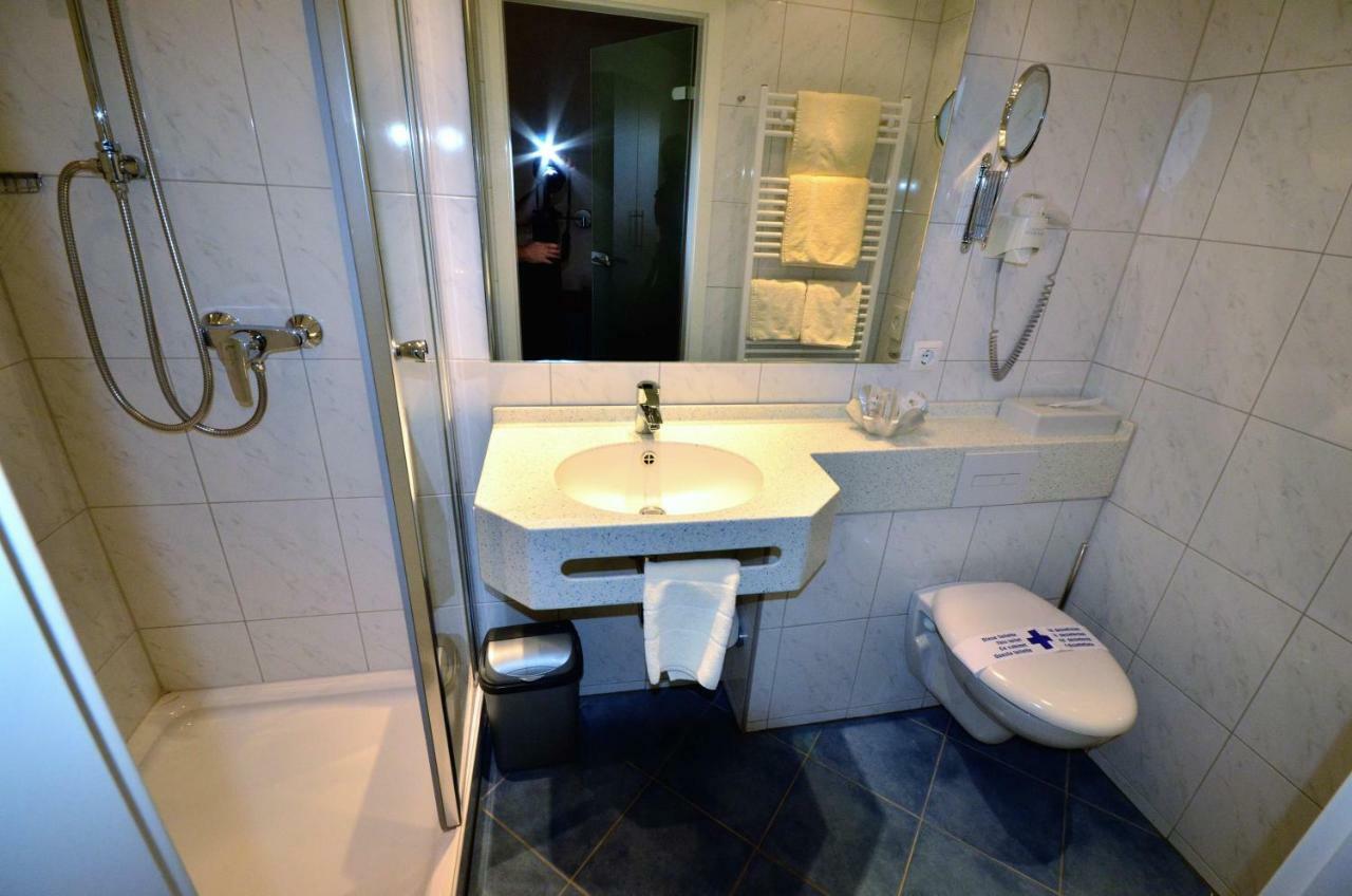 Hotel-Restaurant Zur Mainlust Maintal Zewnętrze zdjęcie
