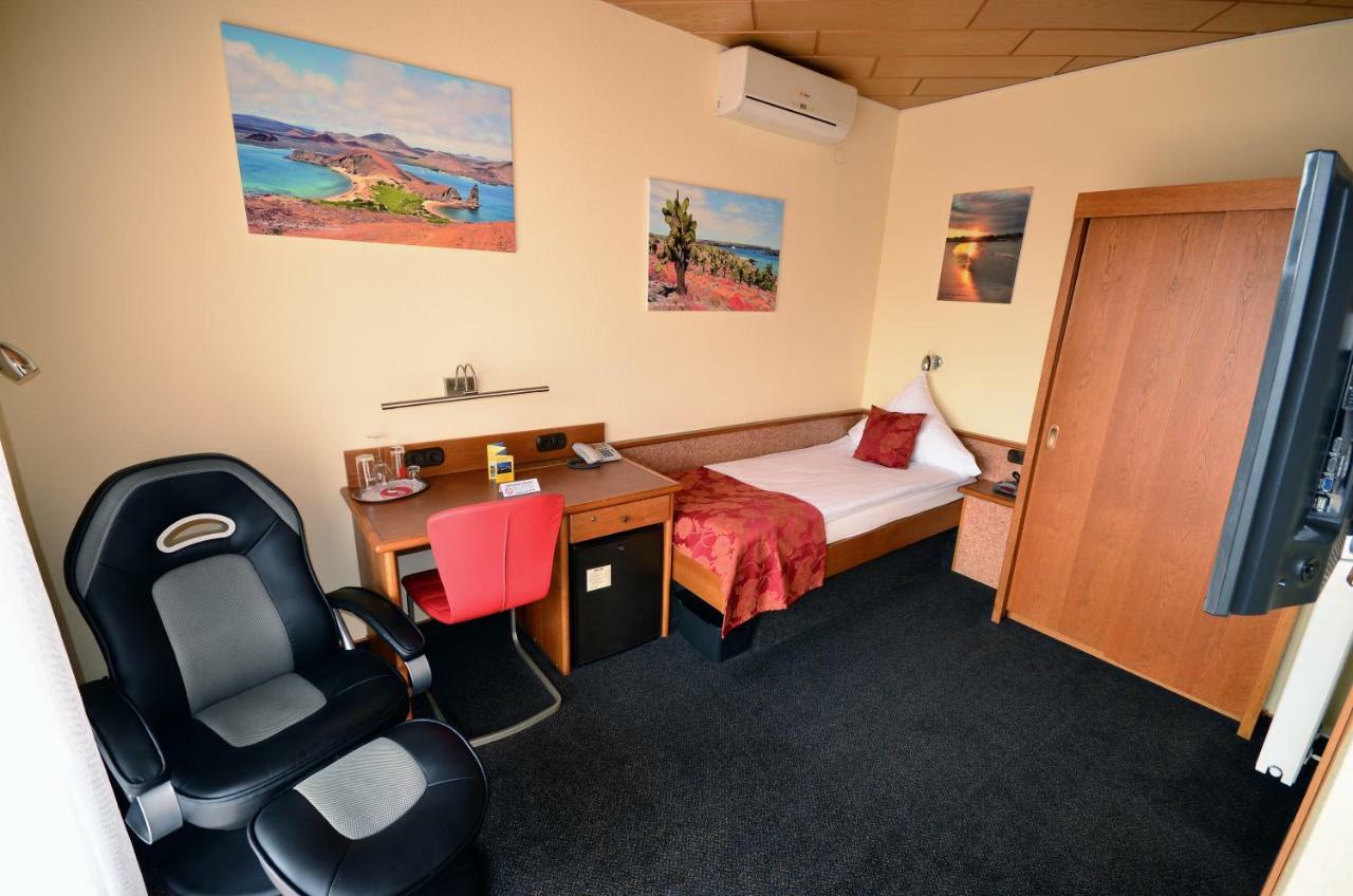 Hotel-Restaurant Zur Mainlust Maintal Zewnętrze zdjęcie
